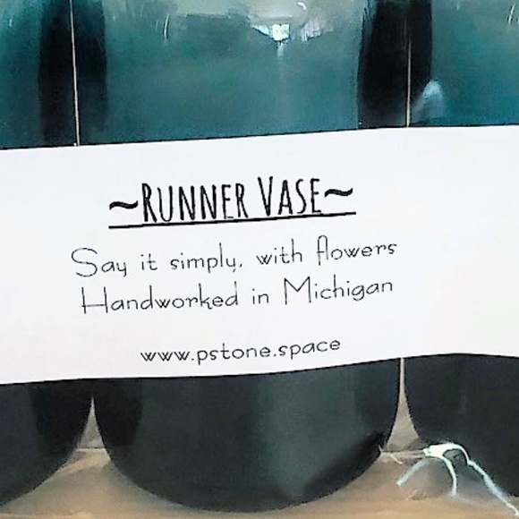 NWOT Francesco Blue Runner Vase (Set of Three) - Picture 6 of 7